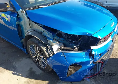 2023 Kia Forte Gt-Line z USA, uszkodzony, nr VIN 3KPF54AD0PE621728